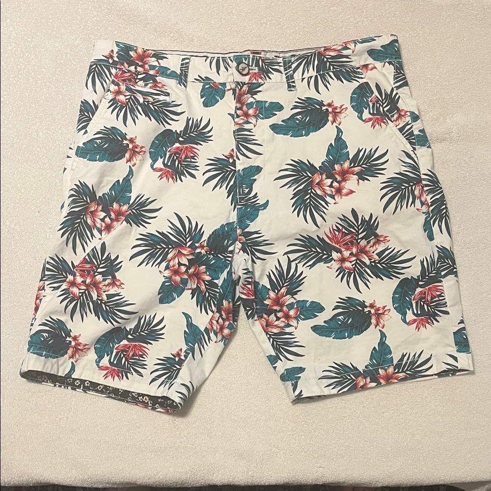 Denim & Flower White Floral Men's Shorts